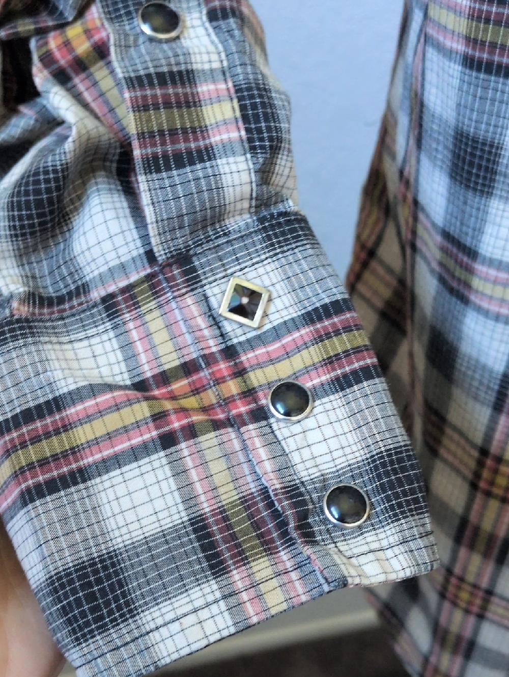 ✨ Vintage Wrangler Plaid Pearl Snap Button Down Shirt Size M - Picture 7 of 14